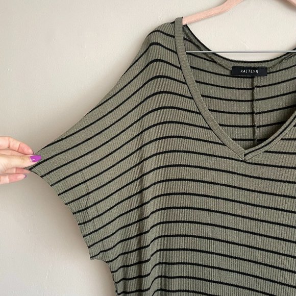 Kaitlyn Boutique / Navy Green & Black Stripe Oversized Midi Dress - Picture 4 of 7